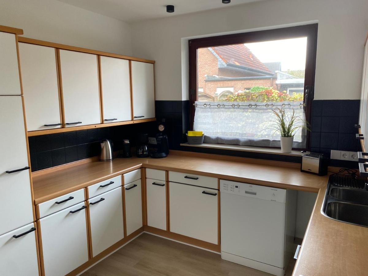 Gemuetliches Ferienhaus Kuestenliebe 빌헬름스하펜 외부 사진
